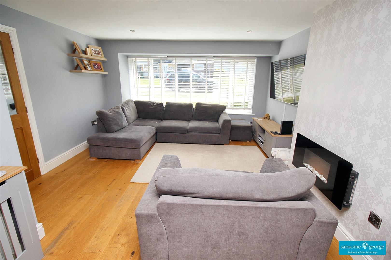 Foxcombe Drive, Tilehurst, Reading